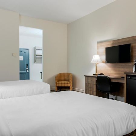 Econo Lodge Inn & Suites Montmagny Eksteriør bilde