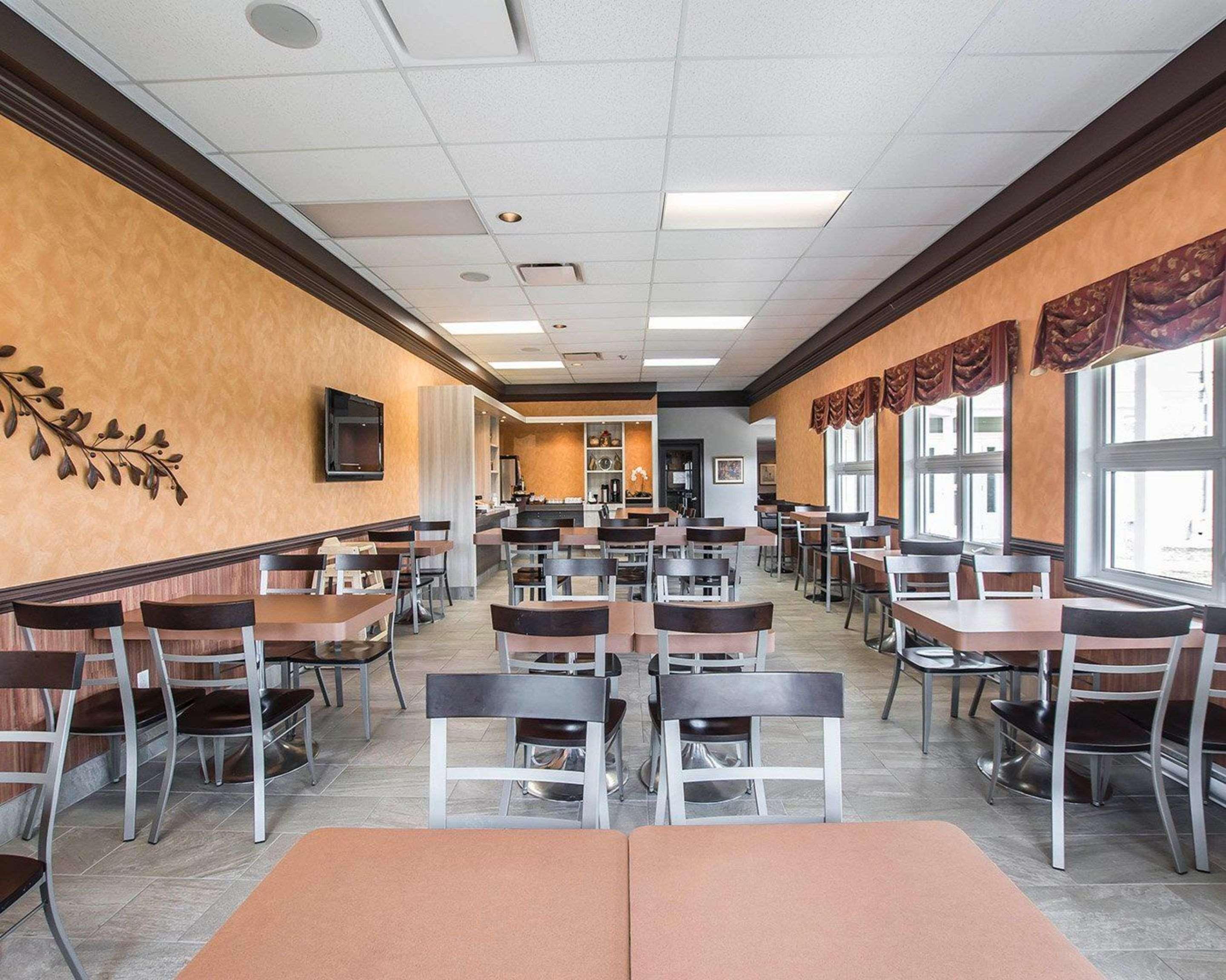 Econo Lodge Inn & Suites Montmagny Eksteriør bilde