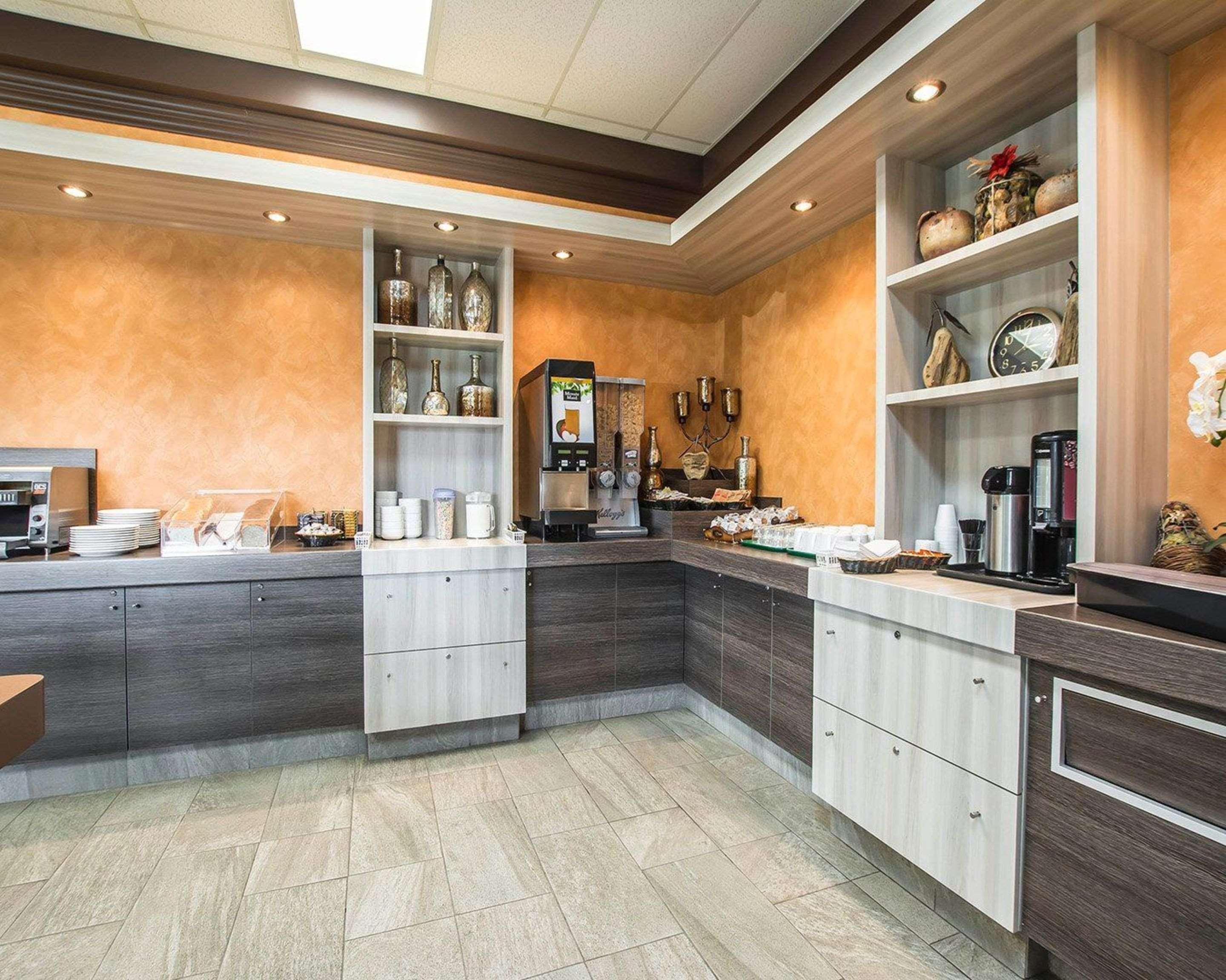 Econo Lodge Inn & Suites Montmagny Eksteriør bilde