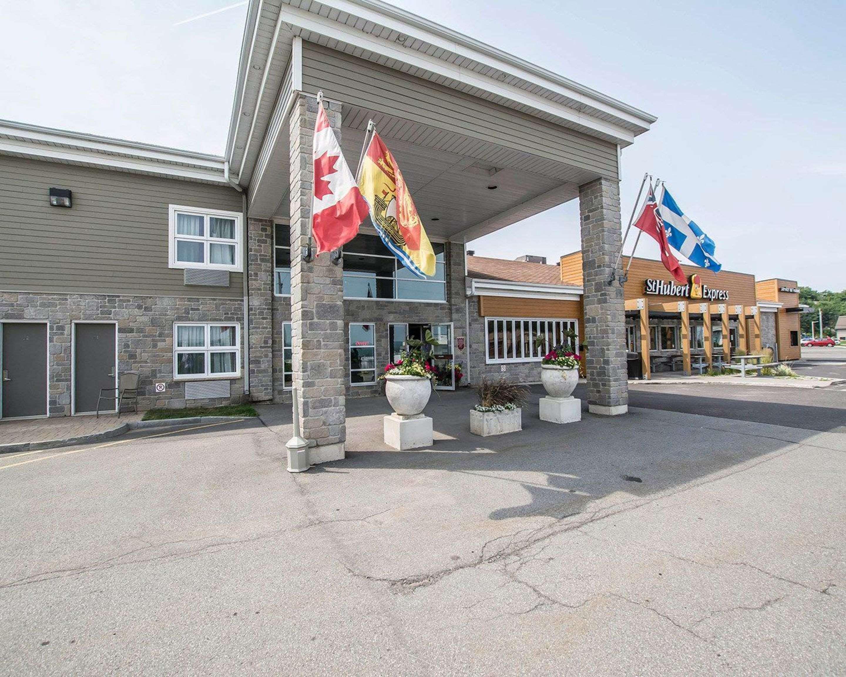 Econo Lodge Inn & Suites Montmagny Eksteriør bilde