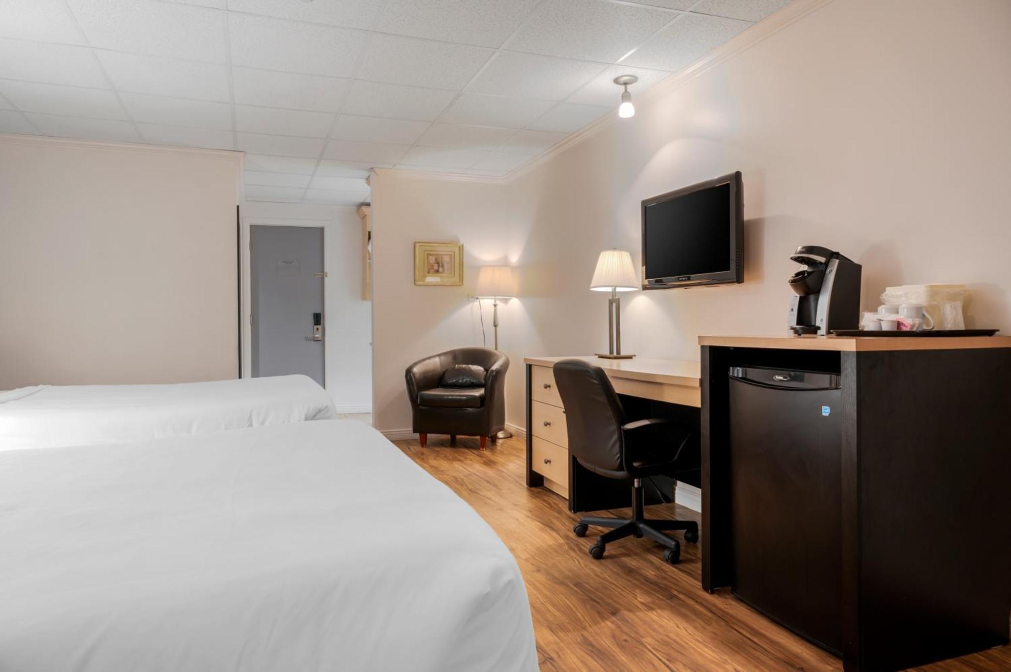 Econo Lodge Inn & Suites Montmagny Eksteriør bilde