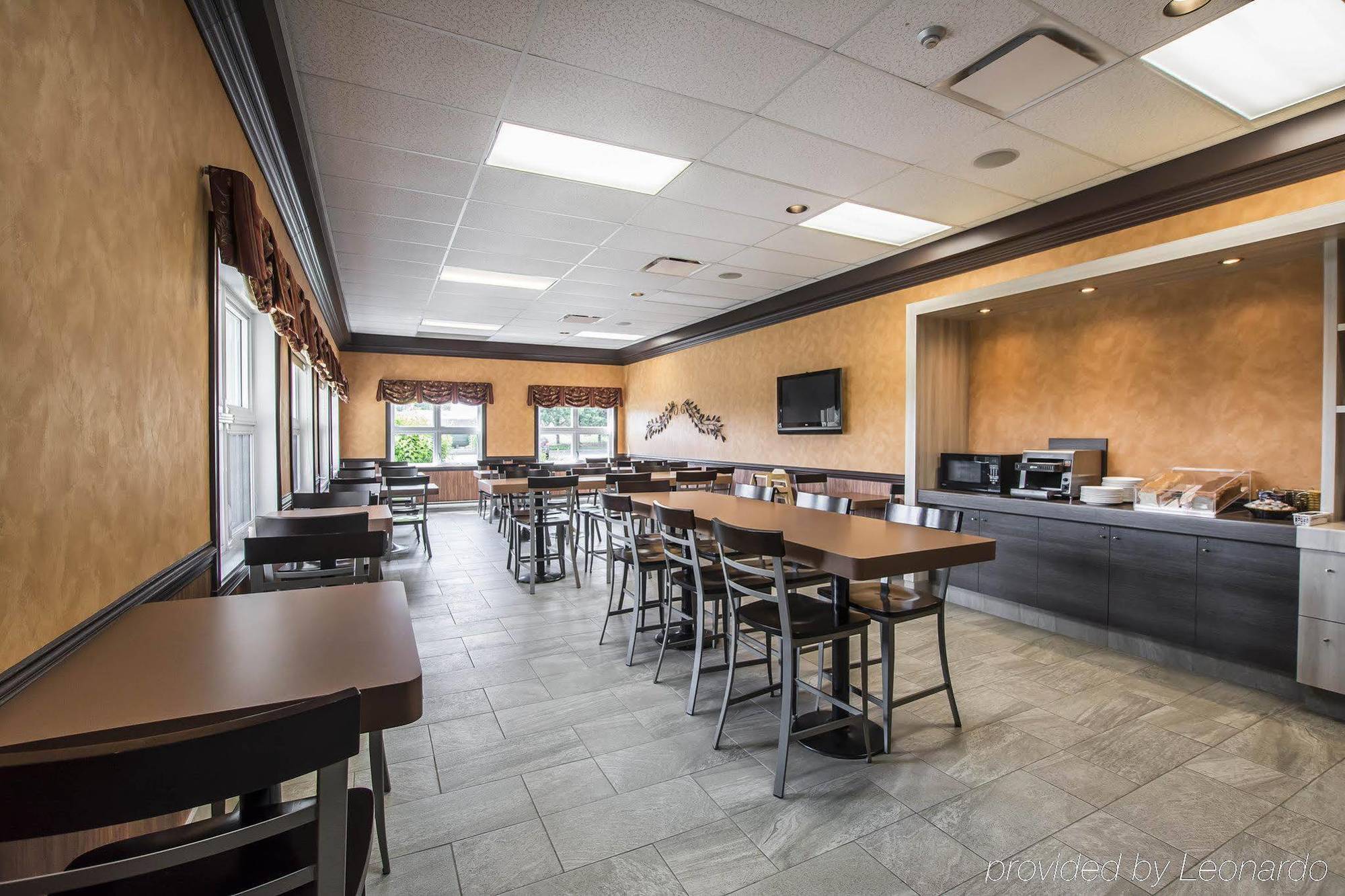Econo Lodge Inn & Suites Montmagny Eksteriør bilde