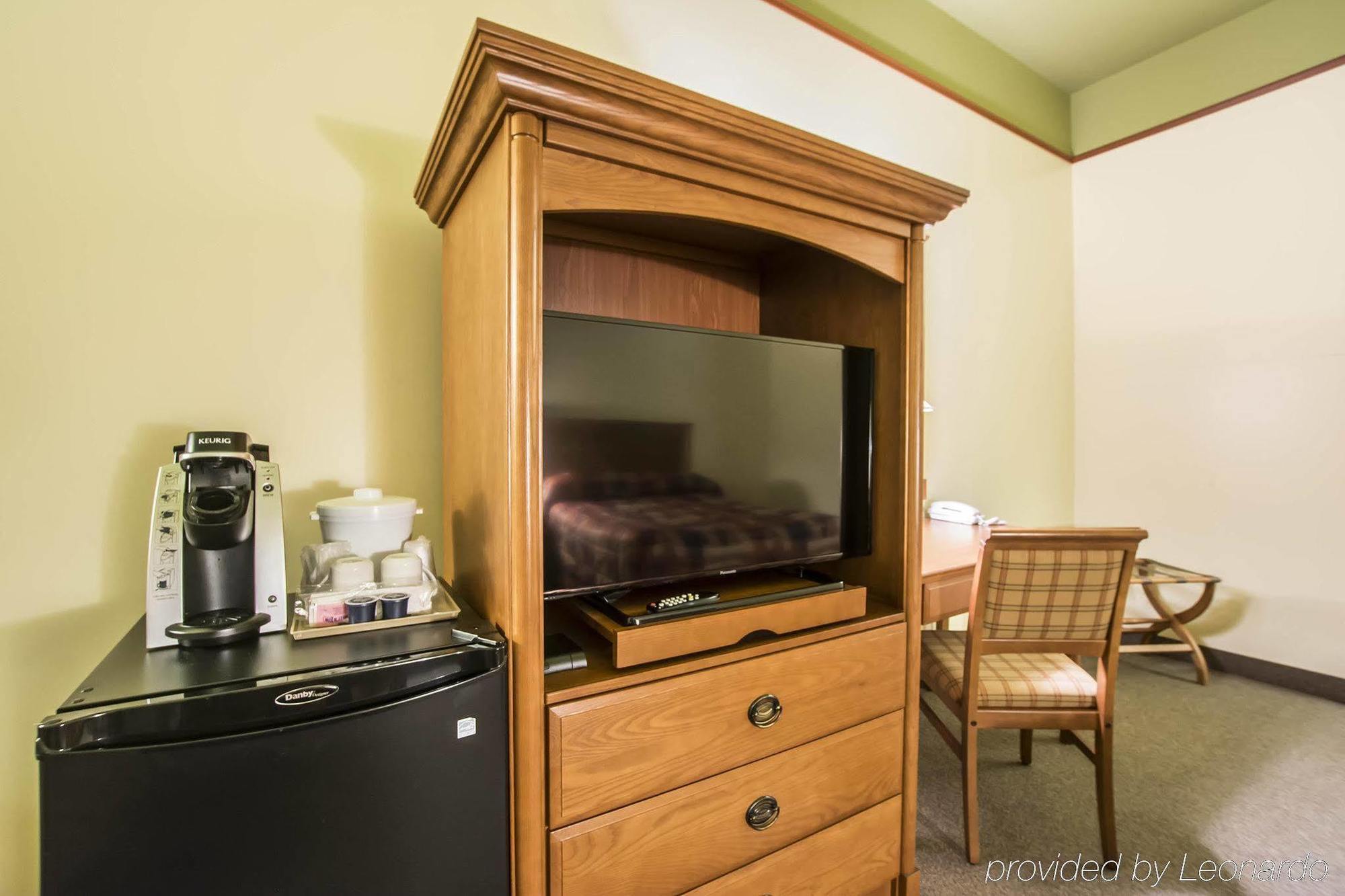 Econo Lodge Inn & Suites Montmagny Eksteriør bilde
