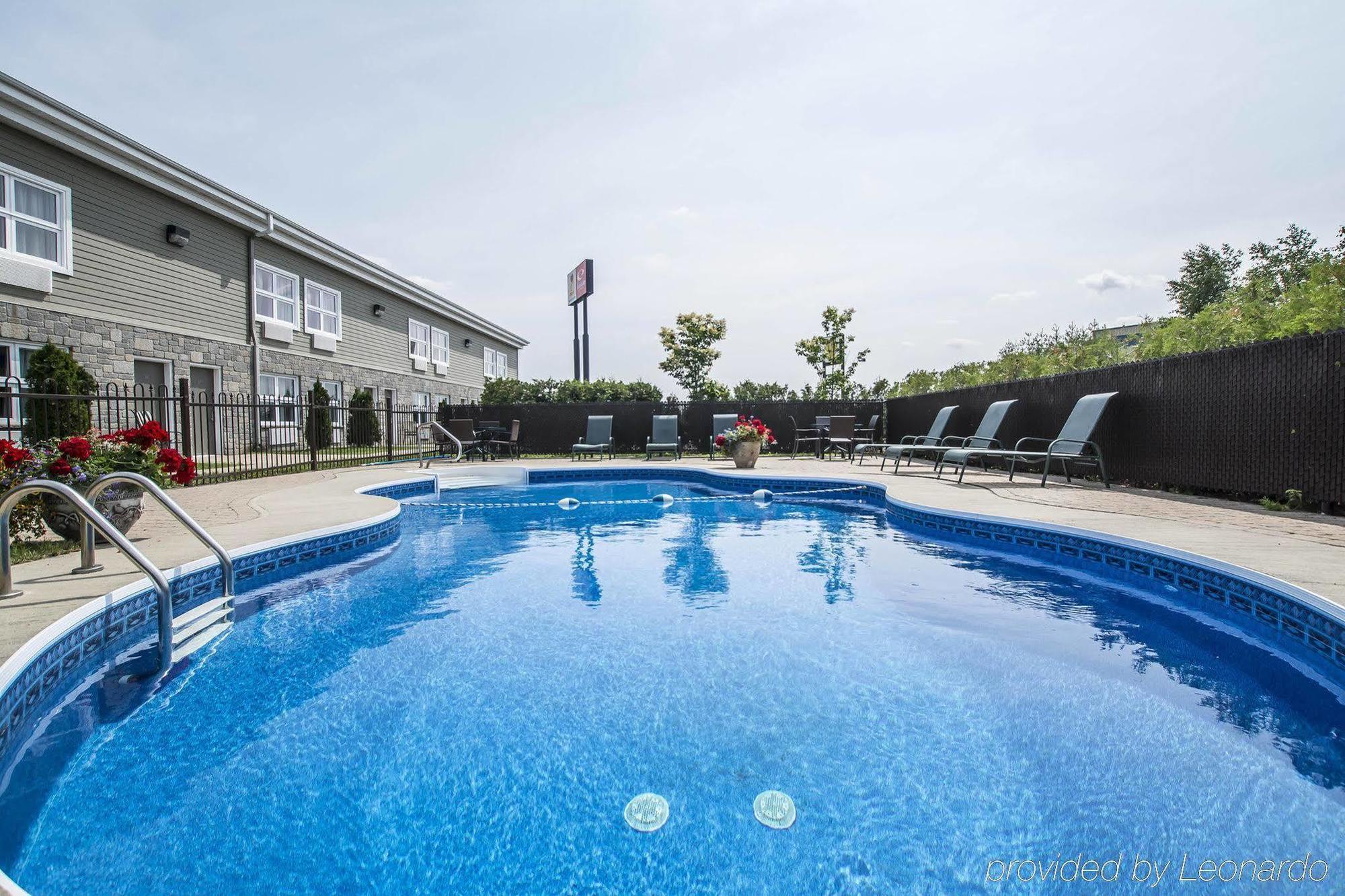 Econo Lodge Inn & Suites Montmagny Eksteriør bilde